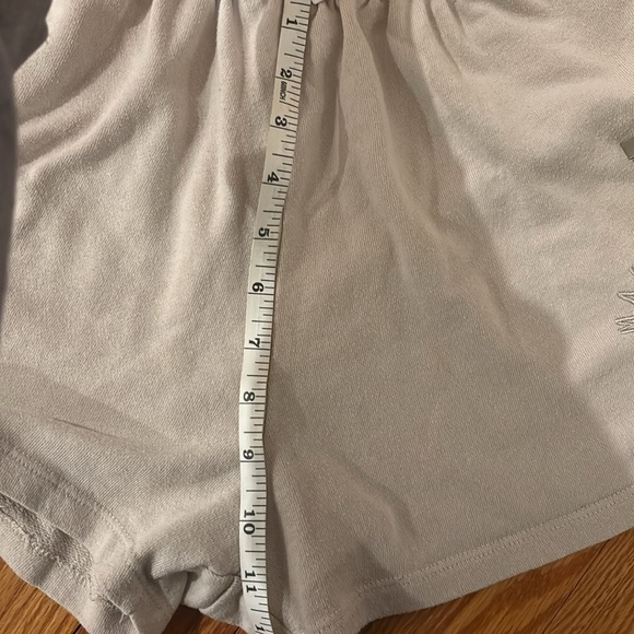 Garage Tan Sweat Fleece Malibu California Shorts. - Picture 7 of 8